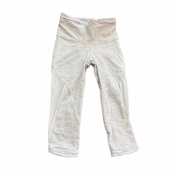 lululemon athletica Pants - Lululemon Athletica Light Gray Cropped Yoga Leggings Size 2